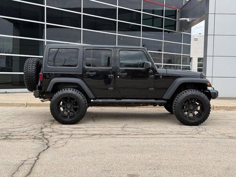 Used 2017 Jeep Wrangler Unlimited Sport w/ Quick Order Package 24S image 2