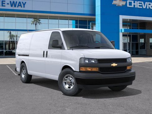 New 2026 Chevrolet Express 2500 image 7
