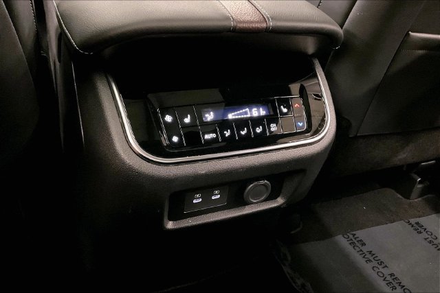 Used 2025 Nissan Armada Platinum AWD/4WD image 34