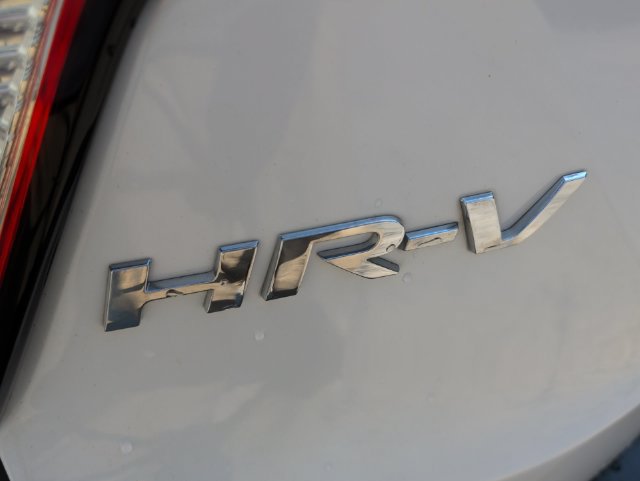 Used 2021 Honda HR-V Sport image 38