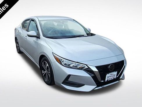 Used 2023 Nissan Sentra SV image 3