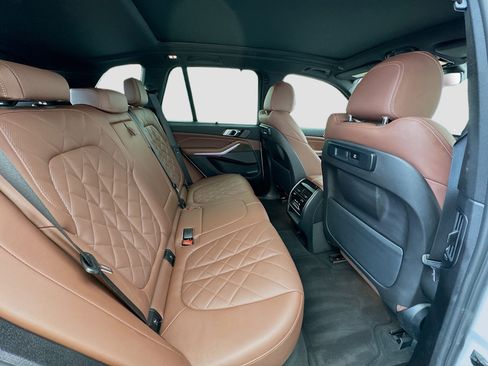 Used 2023 BMW X5 xDrive45e w/ Executive Package image 19