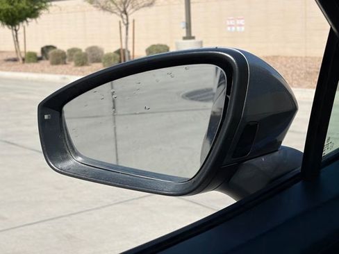 Used 2023 Volkswagen ID.4 Pro image 25