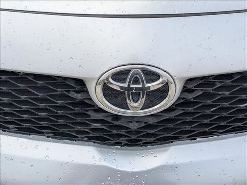 Used 2010 Toyota Corolla LE image 23