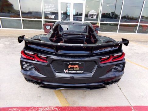 Used 2023 Chevrolet Corvette Stingray Premium Conv w/ Z51 Performance Package RWD image 25