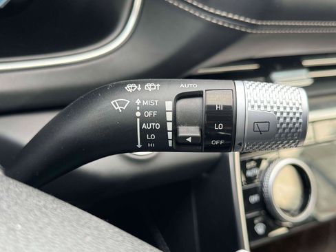 Used 2023 Genesis GV80 3.5T image 23