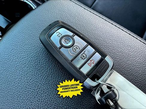 Used 2019 Ford Explorer Limited w/ Ford Safe & Smart Package image 12