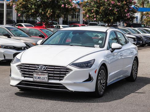Used 2023 Hyundai Sonata SEL FWD image 3