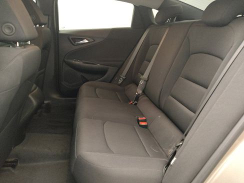Used 2024 Chevrolet Malibu LS FWD image 18
