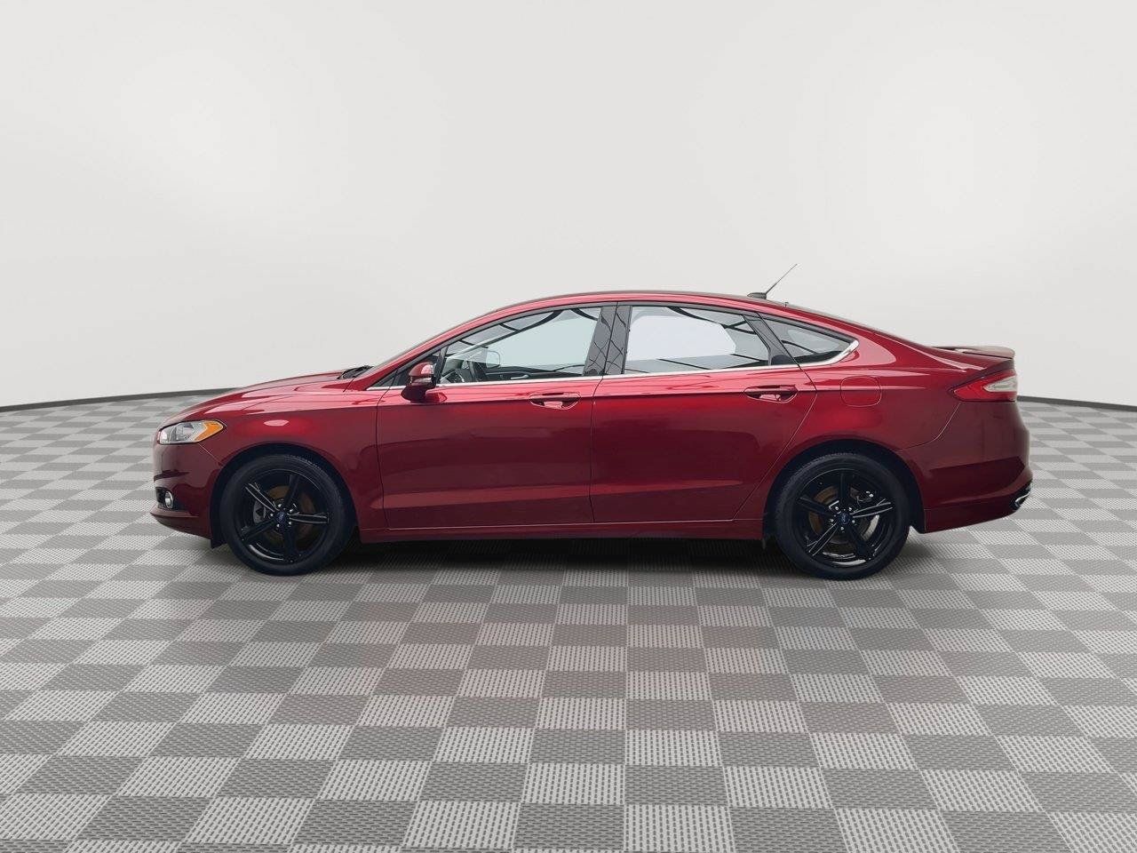 Used 2016 Ford Fusion SE AWD/4WD image 33