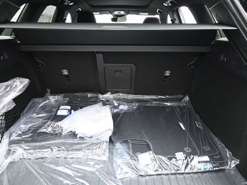 New 2026 Volvo XC60 T8 Plus w/ Protection Package Premier AWD/4WD image 33