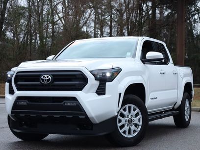 Used 2025 Toyota Tacoma SR5