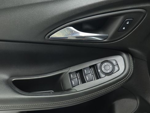 Used 2022 Buick Encore GX Preferred w/ Cold Weather Comfort Package image 10