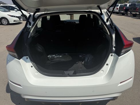 Used 2025 Nissan Leaf S FWD image 19