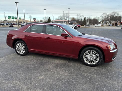 Used 2014 Chrysler 300 Base AWD 4dr Sedan w/ Driver Convenience Group image 12