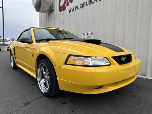 Used 1999 Ford Mustang GT image 32