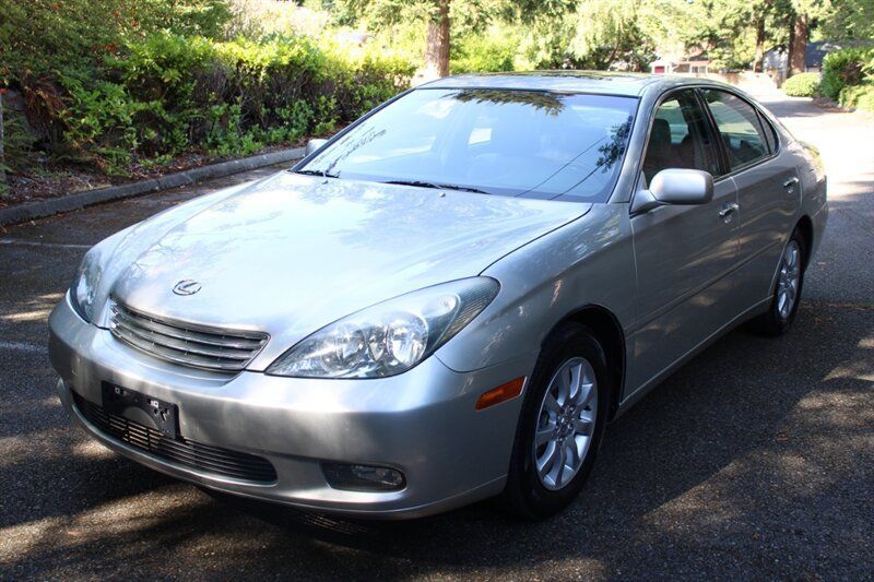 Used 2003 Lexus ES 330 w/ Premium Pkg FWD image 1