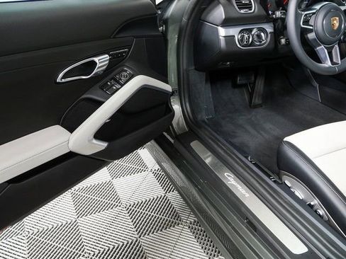 Certified 2024 Porsche 718 Cayman image 8