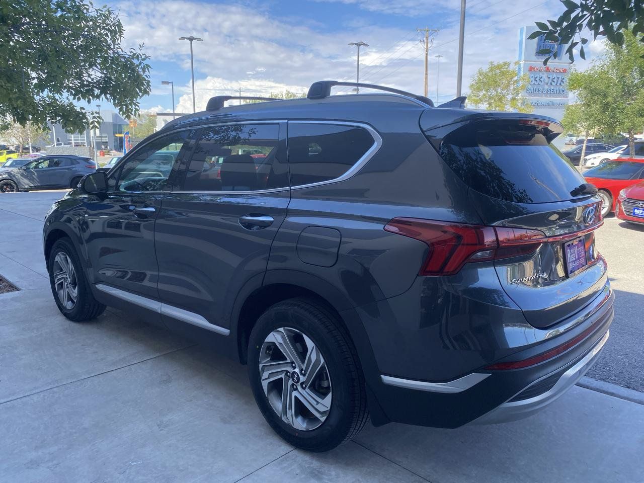 Used 2022 Hyundai Santa Fe SEL w/ Convenience + Premium Package FWD image 17