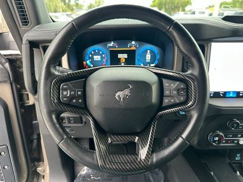 Certified 2025 Ford Bronco Outer Banks AWD/4WD image 24
