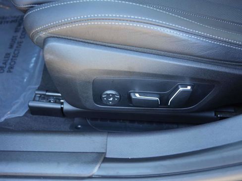 Used 2025 BMW M340i image 15