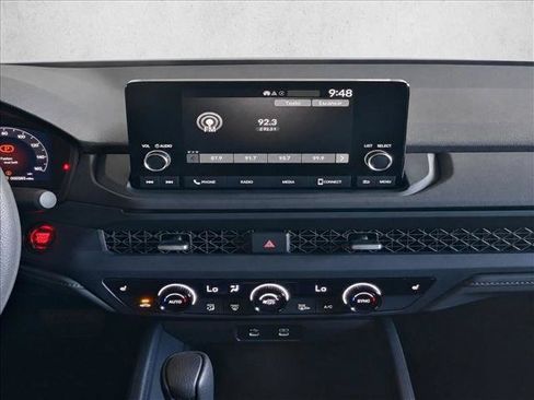 Certified 2025 Honda Accord SE image 24