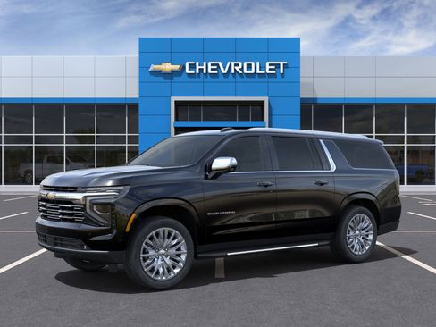 New 2025 Chevrolet Suburban Premier image 26