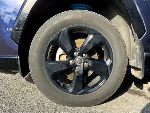 Used 2020 Toyota RAV4 XSE image 8