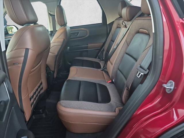 Certified 2025 Ford Bronco Sport Outer Banks w/ Outer Banks Tech Package+ AWD/4WD image 19