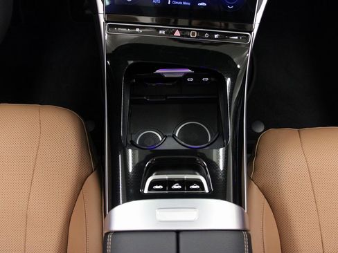 New 2026 Mercedes-Benz CLE 300 4MATIC Cabriolet image 11