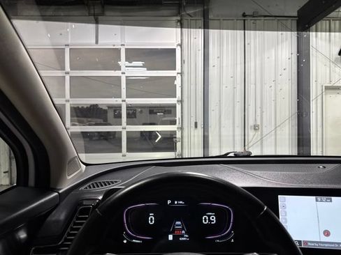Used 2023 Kia Sportage EX FWD image 7