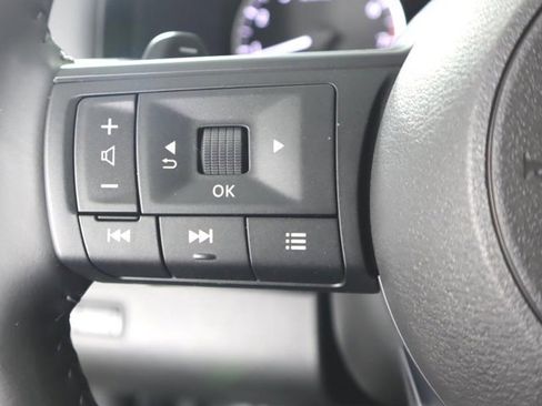 New 2025 Nissan Pathfinder SV w/ Cargo Package image 17