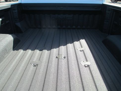 New 2026 GMC Sierra 2500 Denali Ultimate AWD/4WD image 6