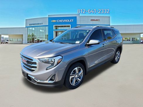 Used 2020 GMC Terrain SLT w/ Preferred Package image 3