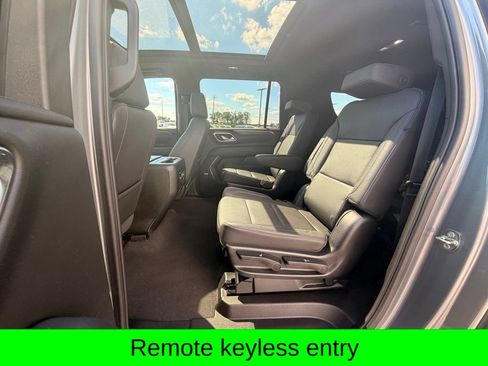 Used 2023 Chevrolet Suburban LT AWD/4WD image 8