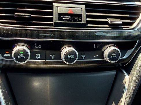 Used 2019 Honda Accord Sport image 14