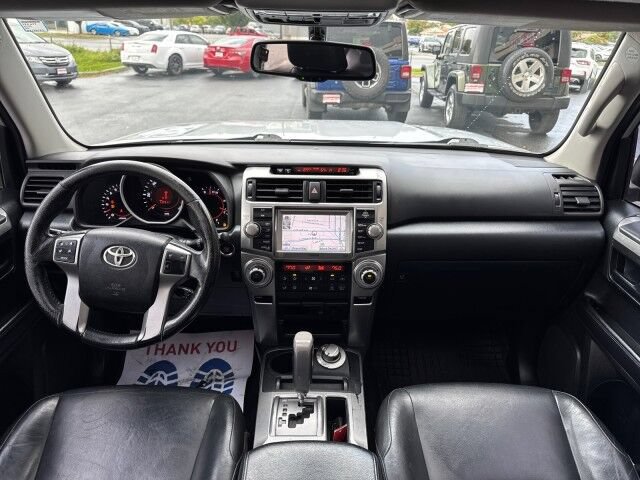 Used 2012 Toyota 4Runner Limited AWD/4WD image 12