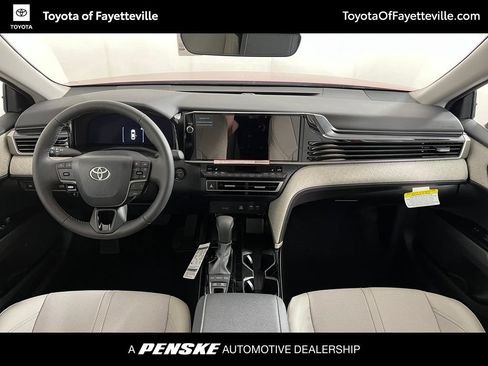 Used 2026 Toyota Camry XLE FWD image 23