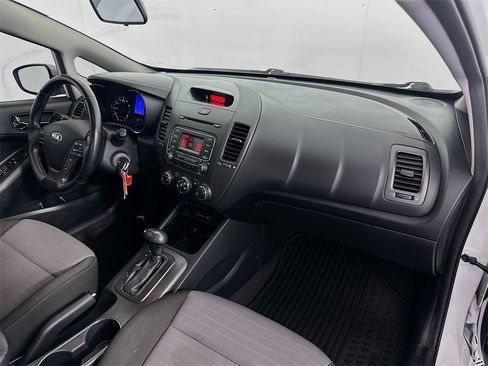 Used 2015 Kia Forte EX image 25