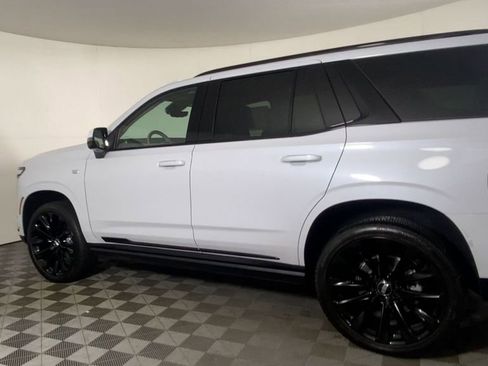 New 2026 Cadillac Escalade Platinum Sport w/ LPO, ONYX Package image 6