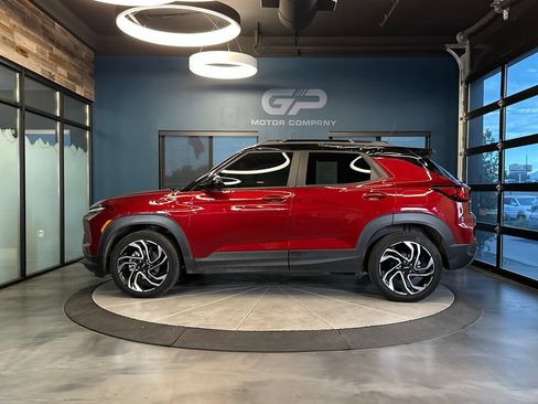 Used 2025 Chevrolet TrailBlazer RS w/ Convenience Package FWD image 6