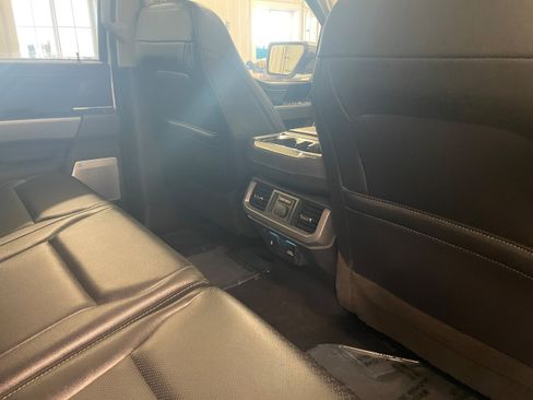 Used 2022 Ford F150 Lariat w/ Equipment Group 502A High AWD/4WD image 32