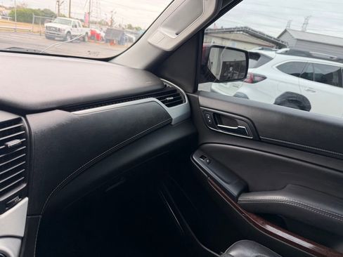 Used 2018 GMC Yukon XL SLT image 26