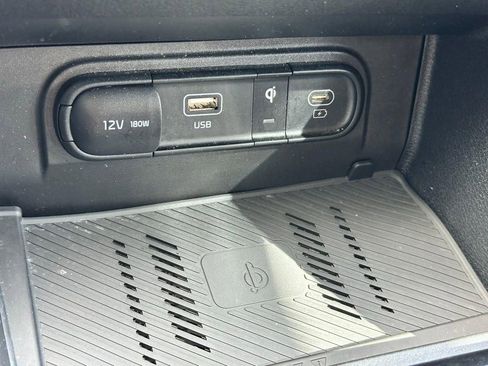 Used 2024 Kia Sportage EX FWD image 16
