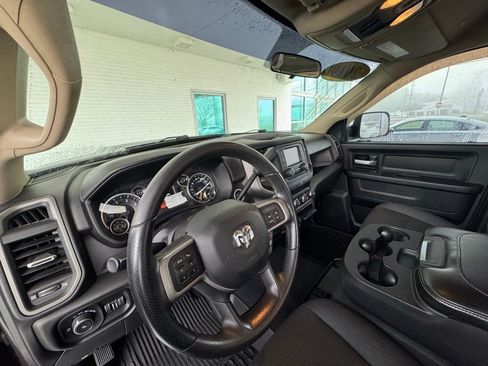 Used 2019 RAM 3500 Tradesman image 13