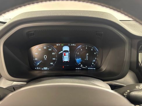 Used 2020 Volvo XC60 T6 Momentum AWD/4WD image 12