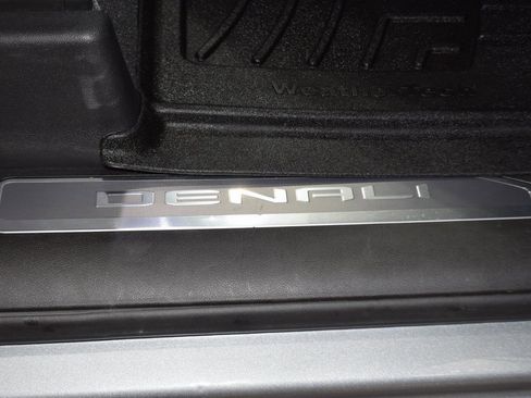 Used 2024 GMC Sierra 2500 Denali w/ Denali Reserve Package image 43