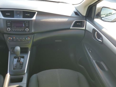 Used 2017 Nissan Sentra S w/ S Style Package image 17
