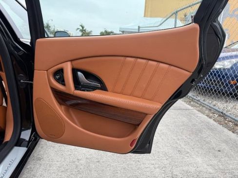 Used 2005 Maserati Quattroporte image 46