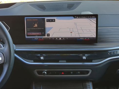 Used 2025 BMW X5 sDrive40i w/ Premium Package image 28